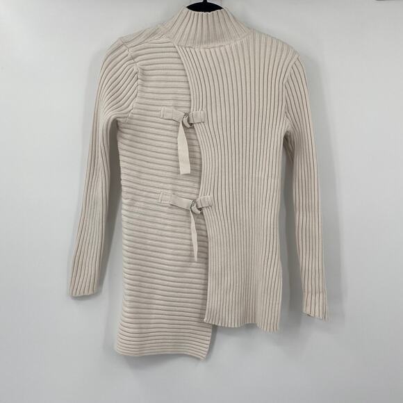 Cabi Asymmetrical D Ring Back Sweater Split Mock Neck Ribbed Pullover Cream XS - Picture 5 of 12